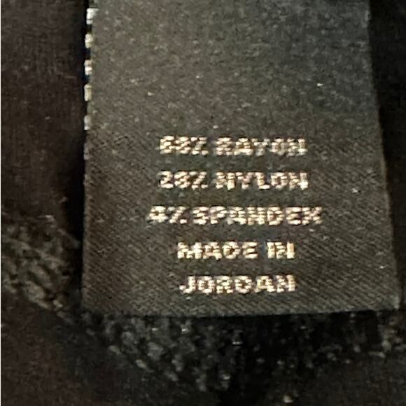 Elegant Slimming Dress Pants - Perfect for Special Events - Picture 5 of 8